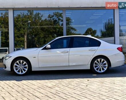 Белый БМВ 3 Серия, объемом двигателя 2 л и пробегом 202 тыс. км за 13400 $, фото 3 на Automoto.ua