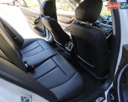 Белый БМВ 3 Серия, объемом двигателя 2 л и пробегом 202 тыс. км за 13400 $, фото 10 на Automoto.ua