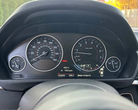 Белый БМВ 3 Серия, объемом двигателя 3 л и пробегом 123 тыс. км за 25000 $, фото 133 на Automoto.ua