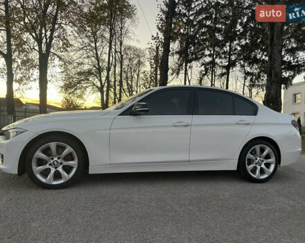 Білий БМВ 3 Серія, об'ємом двигуна 2 л та пробігом 187 тис. км за 14000 $, фото 2 на Automoto.ua