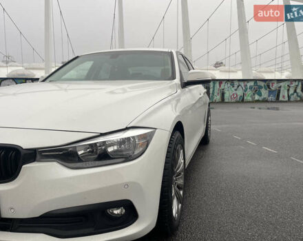 Белый БМВ 3 Серия, объемом двигателя 2 л и пробегом 125 тыс. км за 13500 $, фото 15 на Automoto.ua