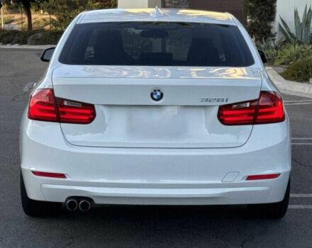 Белый БМВ 3 Серия, объемом двигателя 2 л и пробегом 77 тыс. км за 3100 $, фото 5 на Automoto.ua