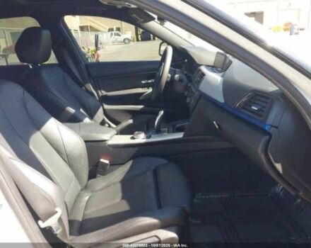 Белый БМВ 3 Серия, объемом двигателя 2 л и пробегом 88 тыс. км за 2500 $, фото 11 на Automoto.ua