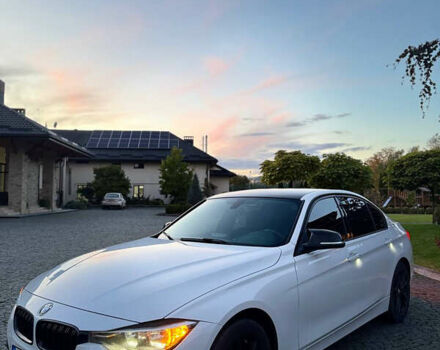 Белый БМВ 3 Серия, объемом двигателя 2 л и пробегом 220 тыс. км за 12900 $, фото 1 на Automoto.ua