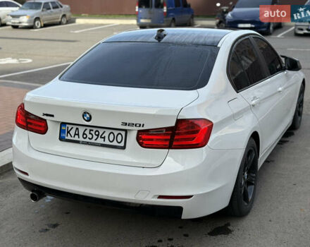 БМВ 3 Серия 2015 в Умани на Automoto.ua Белый БМВ 3 Серия, объемом двигателя 2 л и пробегом 155 тыс. км за 12950 $, фото 4 на Automoto.ua