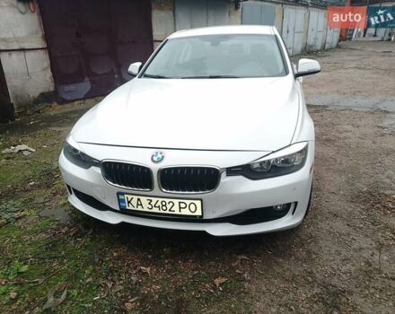 Білий БМВ 3 Серія, об'ємом двигуна 2 л та пробігом 141 тис. км за 13700 $, фото 9 на Automoto.ua