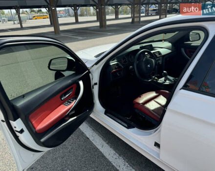 Белый БМВ 3 Серия, объемом двигателя 2 л и пробегом 155 тыс. км за 13299 $, фото 9 на Automoto.ua