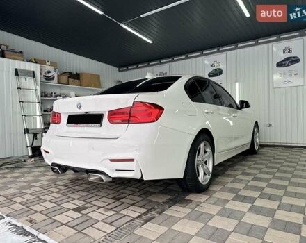 Білий БМВ 3 Серія, об'ємом двигуна 2 л та пробігом 165 тис. км за 15700 $, фото 4 на Automoto.ua