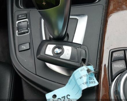 Білий БМВ 3 Серія, об'ємом двигуна 2 л та пробігом 114 тис. км за 11000 $, фото 8 на Automoto.ua