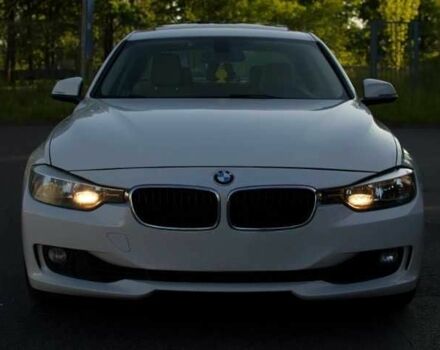 Белый БМВ 3 Серия, объемом двигателя 2 л и пробегом 136 тыс. км за 13000 $, фото 4 на Automoto.ua