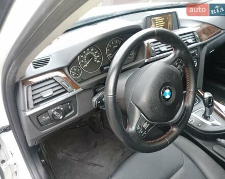 Білий БМВ 3 Серія, об'ємом двигуна 2 л та пробігом 141 тис. км за 13700 $, фото 37 на Automoto.ua