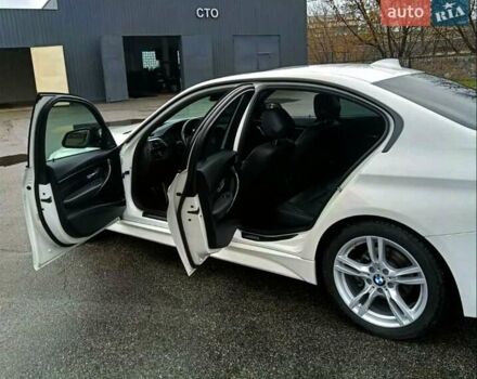 Белый БМВ 3 Серия, объемом двигателя 2 л и пробегом 317 тыс. км за 13800 $, фото 5 на Automoto.ua