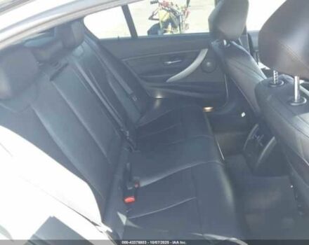 Белый БМВ 3 Серия, объемом двигателя 2 л и пробегом 88 тыс. км за 2500 $, фото 10 на Automoto.ua