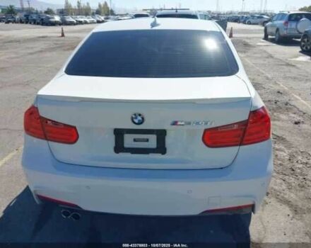 Белый БМВ 3 Серия, объемом двигателя 2 л и пробегом 88 тыс. км за 2500 $, фото 1 на Automoto.ua