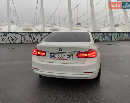 Белый БМВ 3 Серия, объемом двигателя 2 л и пробегом 125 тыс. км за 13500 $, фото 10 на Automoto.ua