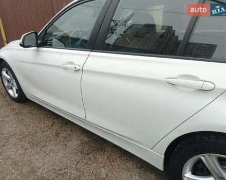 Білий БМВ 3 Серія, об'ємом двигуна 2 л та пробігом 141 тис. км за 13700 $, фото 3 на Automoto.ua