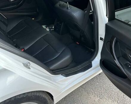 Белый БМВ 3 Серия, объемом двигателя 2 л и пробегом 130 тыс. км за 13500 $, фото 6 на Automoto.ua