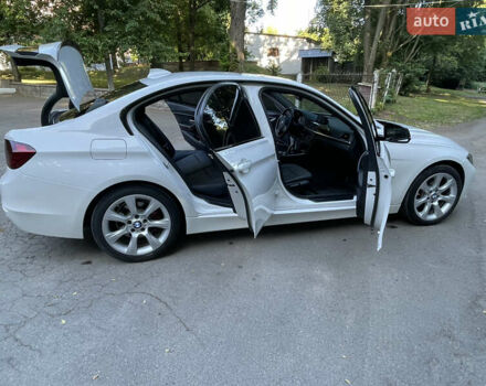 Білий БМВ 3 Серія, об'ємом двигуна 2 л та пробігом 170 тис. км за 15200 $, фото 10 на Automoto.ua