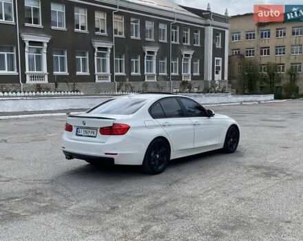 Белый БМВ 3 Серия, объемом двигателя 2 л и пробегом 130 тыс. км за 11000 $, фото 4 на Automoto.ua