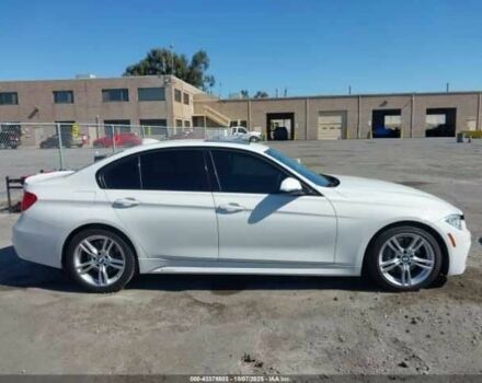 Белый БМВ 3 Серия, объемом двигателя 2 л и пробегом 88 тыс. км за 2500 $, фото 5 на Automoto.ua