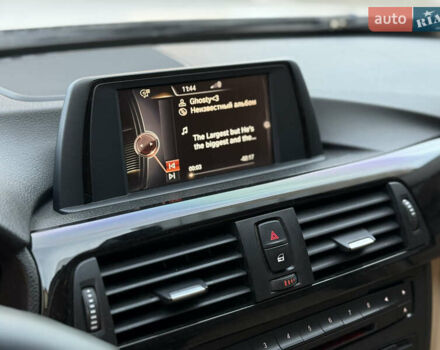 БМВ 3 Серия 2015 в Умани на Automoto.ua Белый БМВ 3 Серия, объемом двигателя 2 л и пробегом 155 тыс. км за 12950 $, фото 15 на Automoto.ua