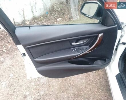 Білий БМВ 3 Серія, об'ємом двигуна 2 л та пробігом 141 тис. км за 13700 $, фото 39 на Automoto.ua