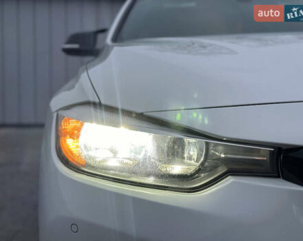 Белый БМВ 3 Серия, объемом двигателя 2 л и пробегом 210 тыс. км за 11950 $, фото 8 на Automoto.ua