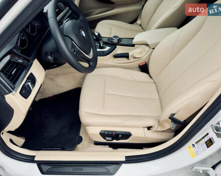 Белый БМВ 3 Серия, объемом двигателя 2 л и пробегом 122 тыс. км за 17700 $, фото 17 на Automoto.ua