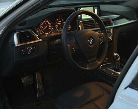 Білий БМВ 3 Серія, об'ємом двигуна 2 л та пробігом 177 тис. км за 19000 $, фото 3 на Automoto.ua