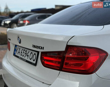 БМВ 3 Серия 2015 в Умани на Automoto.ua Белый БМВ 3 Серия, объемом двигателя 2 л и пробегом 155 тыс. км за 12950 $, фото 10 на Automoto.ua