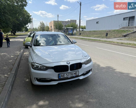 Белый БМВ 3 Серия, объемом двигателя 2 л и пробегом 198 тыс. км за 13000 $, фото 4 на Automoto.ua