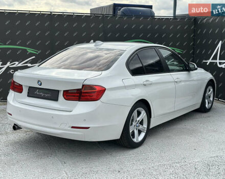 Білий БМВ 3 Серія, об'ємом двигуна 2 л та пробігом 128 тис. км за 12500 $, фото 29 на Automoto.ua