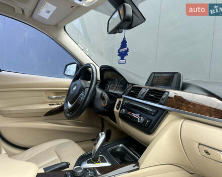 Білий БМВ 3 Серія, об'ємом двигуна 2 л та пробігом 130 тис. км за 14500 $, фото 9 на Automoto.ua