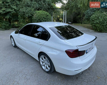 Білий БМВ 3 Серія, об'ємом двигуна 2 л та пробігом 170 тис. км за 15200 $, фото 2 на Automoto.ua