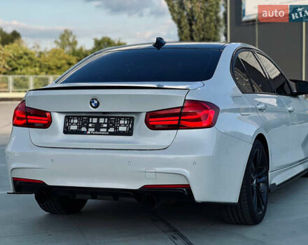 Білий БМВ 3 Серія, об'ємом двигуна 2 л та пробігом 159 тис. км за 18600 $, фото 8 на Automoto.ua