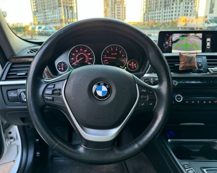 Білий БМВ 3 Серія, об'ємом двигуна 3 л та пробігом 178 тис. км за 18000 $, фото 9 на Automoto.ua