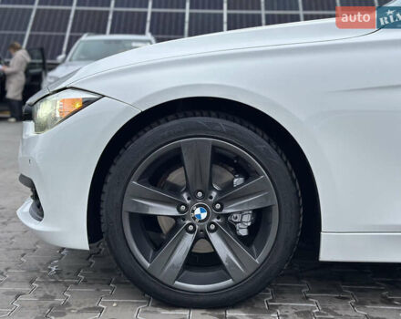 Белый БМВ 3 Серия, объемом двигателя 2 л и пробегом 210 тыс. км за 11950 $, фото 3 на Automoto.ua