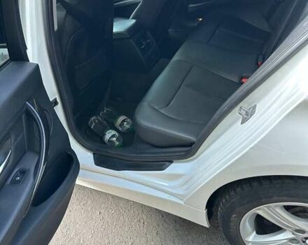 Белый БМВ 3 Серия, объемом двигателя 2 л и пробегом 130 тыс. км за 13500 $, фото 5 на Automoto.ua