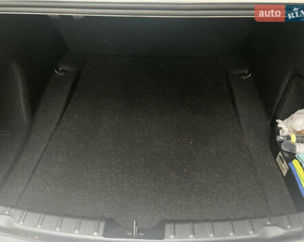 Білий БМВ 3 Серія, об'ємом двигуна 2 л та пробігом 177 тис. км за 14300 $, фото 21 на Automoto.ua