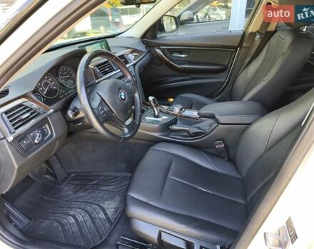 Белый БМВ 3 Серия, объемом двигателя 2 л и пробегом 202 тыс. км за 13400 $, фото 9 на Automoto.ua