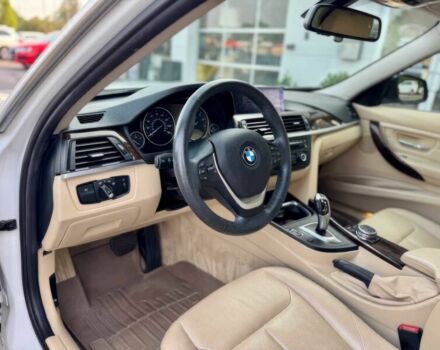 Белый БМВ 3 Серия, объемом двигателя 3 л и пробегом 78 тыс. км за 4500 $, фото 7 на Automoto.ua