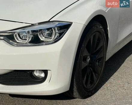 Белый БМВ 3 Серия, объемом двигателя 2 л и пробегом 174 тыс. км за 16500 $, фото 2 на Automoto.ua