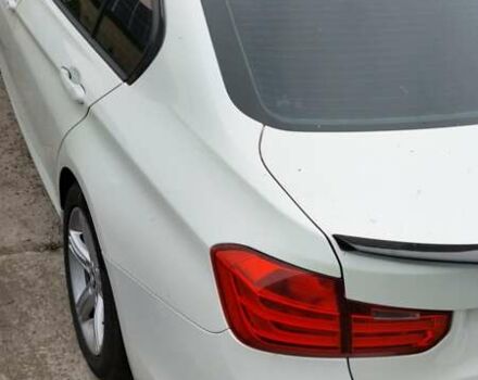 Білий БМВ 3 Серія, об'ємом двигуна 2 л та пробігом 205 тис. км за 13500 $, фото 2 на Automoto.ua