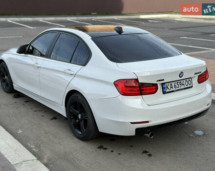 БМВ 3 Серия 2015 в Умани на Automoto.ua Белый БМВ 3 Серия, объемом двигателя 2 л и пробегом 155 тыс. км за 12950 $, фото 3 на Automoto.ua