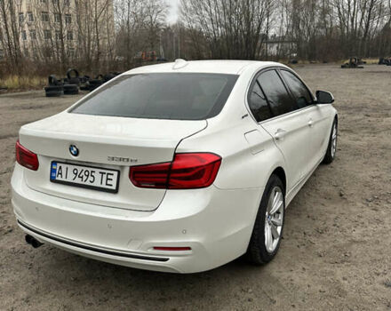 Белый БМВ 3 Серия, объемом двигателя 2 л и пробегом 140 тыс. км за 16300 $, фото 6 на Automoto.ua