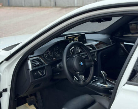 Білий БМВ 3 Серія, об'ємом двигуна 2 л та пробігом 149 тис. км за 16300 $, фото 11 на Automoto.ua