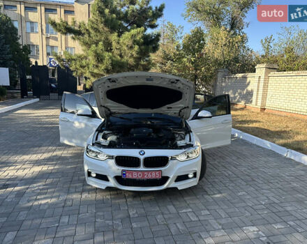 Белый БМВ 3 Серия, объемом двигателя 2 л и пробегом 180 тыс. км за 21500 $, фото 35 на Automoto.ua
