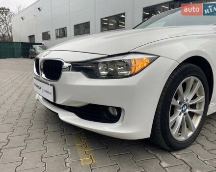 Белый БМВ 3 Серия, объемом двигателя 2 л и пробегом 124 тыс. км за 14999 $, фото 1 на Automoto.ua