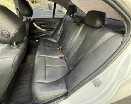 Білий БМВ 3 Серія, об'ємом двигуна 2 л та пробігом 119 тис. км за 4000 $, фото 9 на Automoto.ua