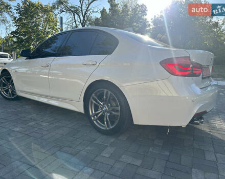 Белый БМВ 3 Серия, объемом двигателя 2 л и пробегом 180 тыс. км за 21500 $, фото 24 на Automoto.ua